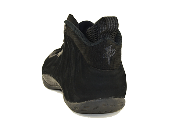 Triple 2025 black foamposite