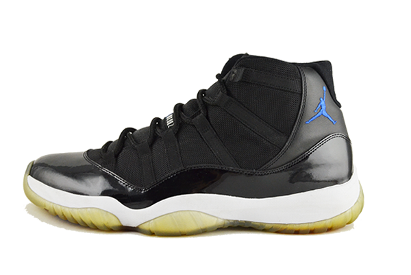 Air jordan 11 sales space jam 2000