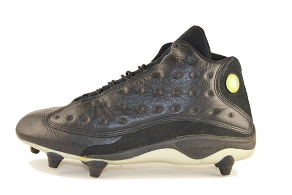 Retro 13 top baseball cleats